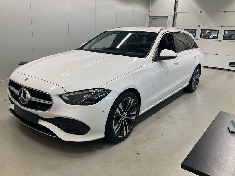Car photo