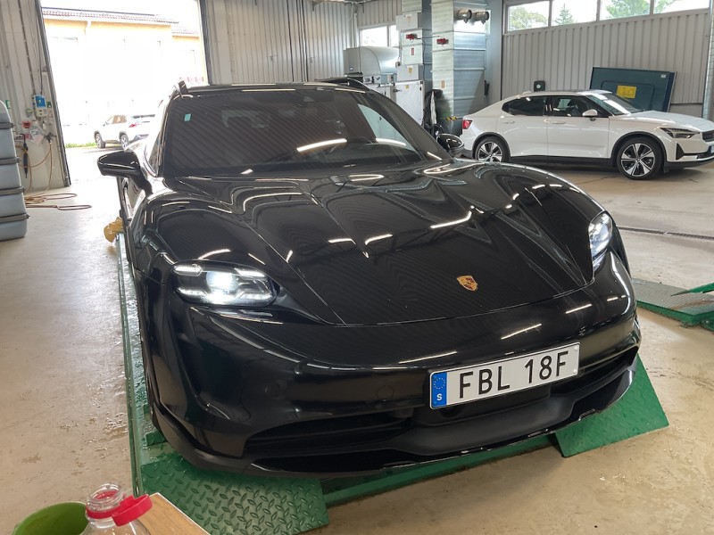Car photo