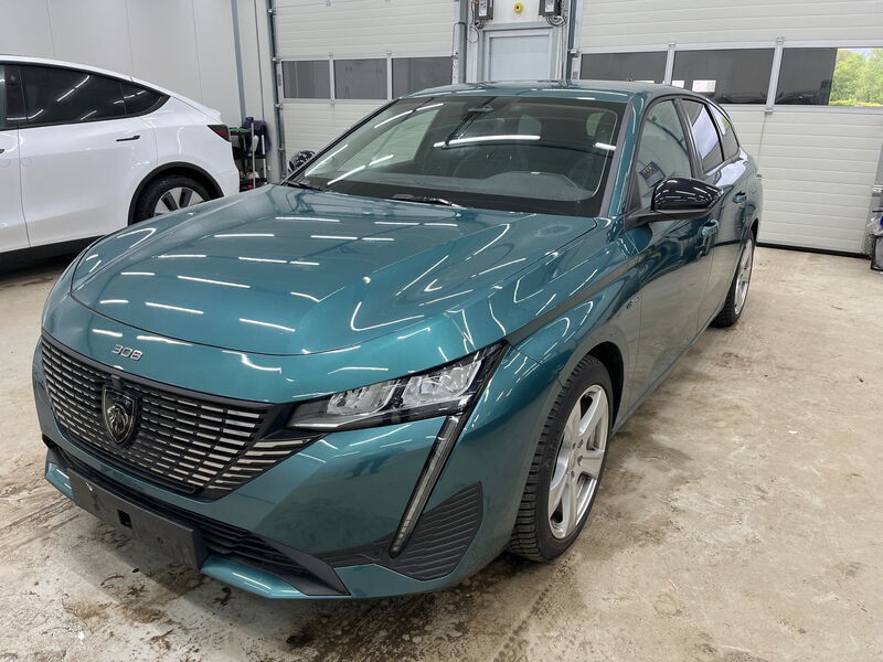 Car photo