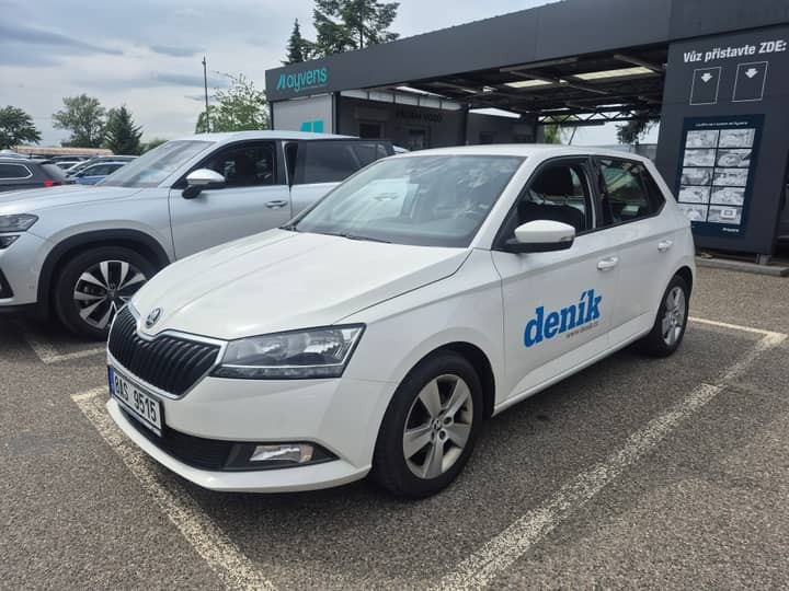 Car photo