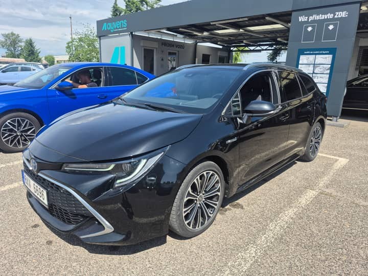 Car photo