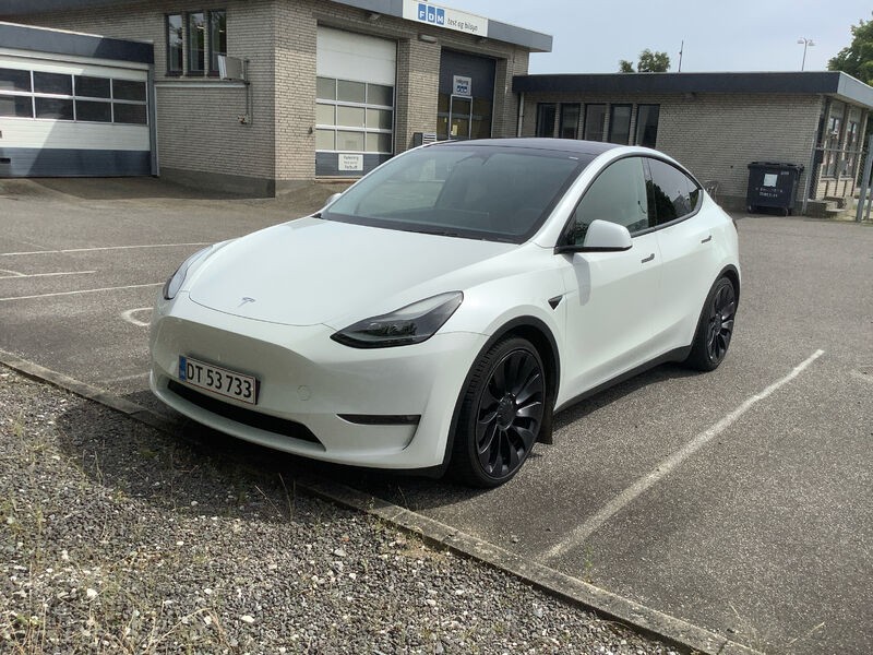 Car photo