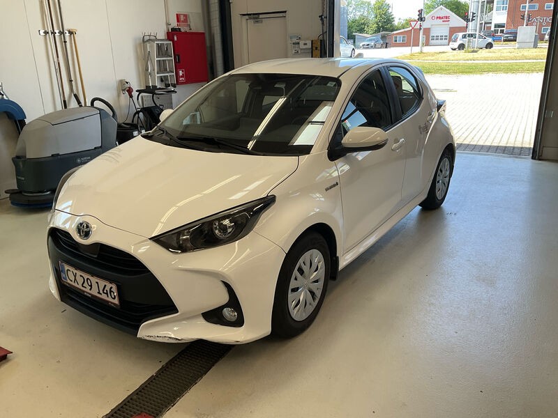 Car photo